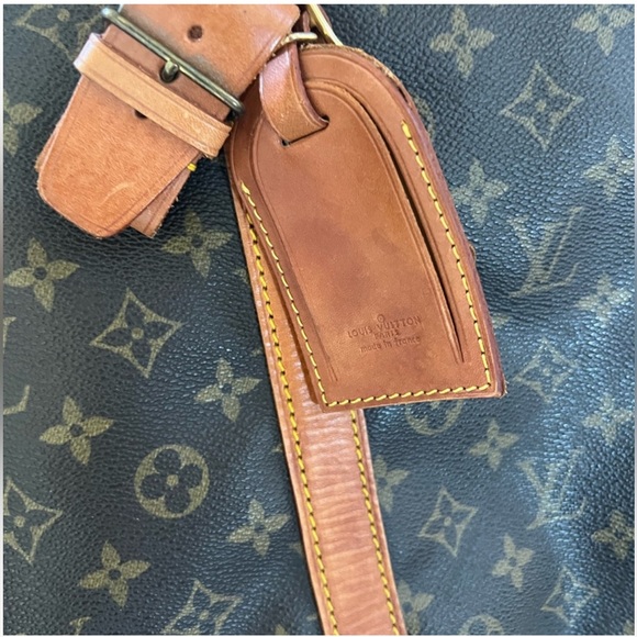 LV Duffle bag - Picture 5 of 11